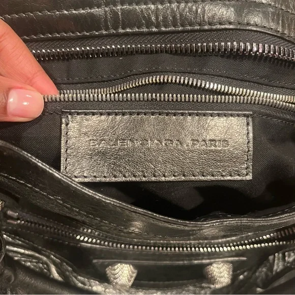 Balenciaga City Bag - Picture 5 of 8